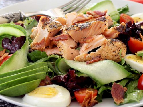 grilled salmon salad