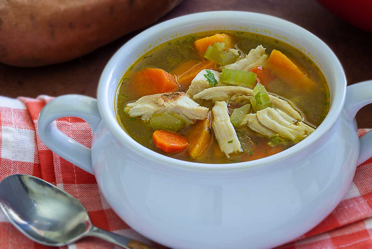 Slow Cooker Vegetable Soup - Food Dolls